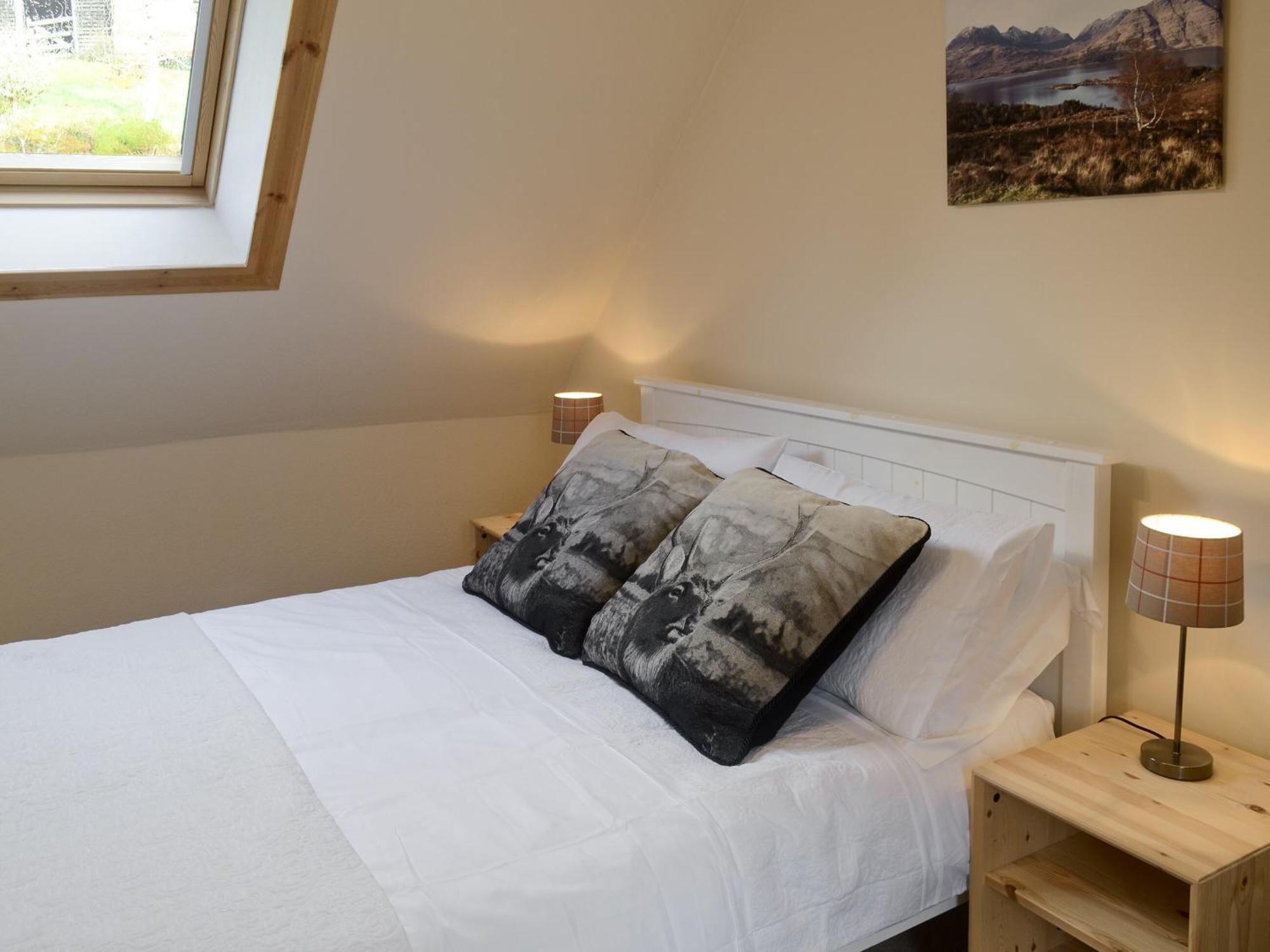 Elmbank Villa Lochcarron Exteriör bild